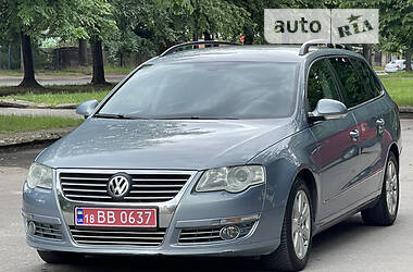 Універсал Volkswagen Passat 2009 в Рівному