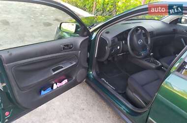 Седан Volkswagen Passat 2000 в Рівному