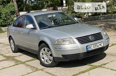 Седан Volkswagen Passat 2004 в Харькове