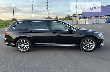 Універсал Volkswagen Passat 2015 в 