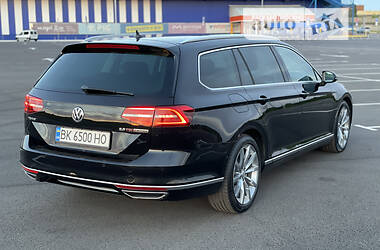 Універсал Volkswagen Passat 2015 в 