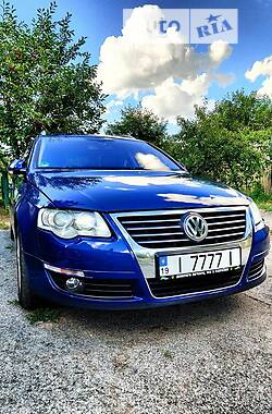 Універсал Volkswagen Passat 2006 в Тростянці