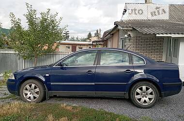 Седан Volkswagen Passat 2003 в Калинівці