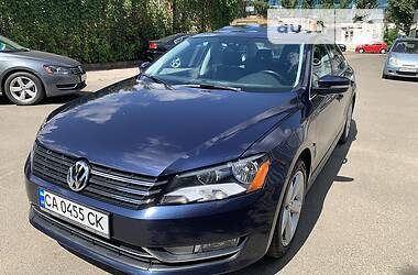 Седан Volkswagen Passat 2013 в Киеве