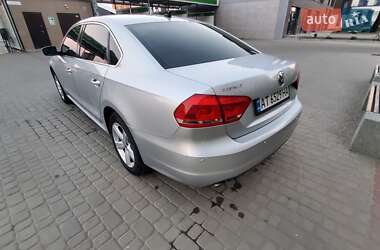Седан Volkswagen Passat 2012 в 