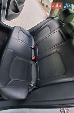 Седан Volkswagen Passat 2012 в 