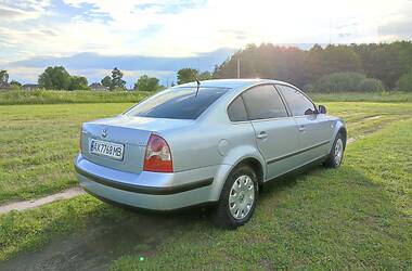 Седан Volkswagen Passat 2001 в Змиеве