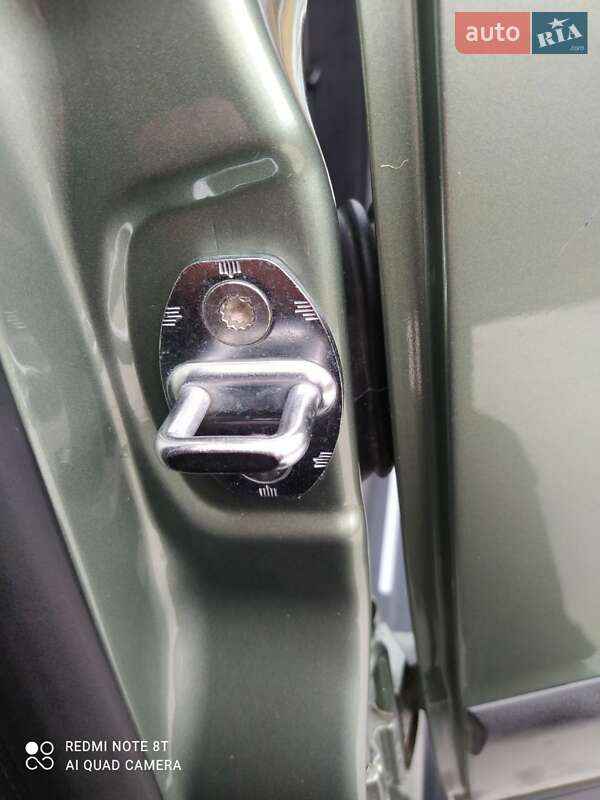 Седан Volkswagen Passat 2001 в Львове