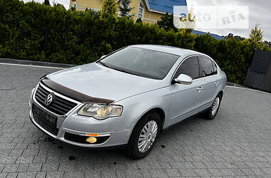 Седан Volkswagen Passat 2006 в Долине