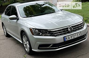 Седан Volkswagen Passat 2018 в Кам'янському