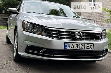 Седан Volkswagen Passat 2018 в Кам'янському