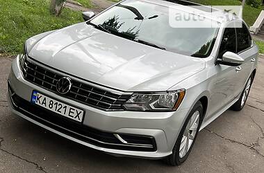 Седан Volkswagen Passat 2018 в Кам'янському