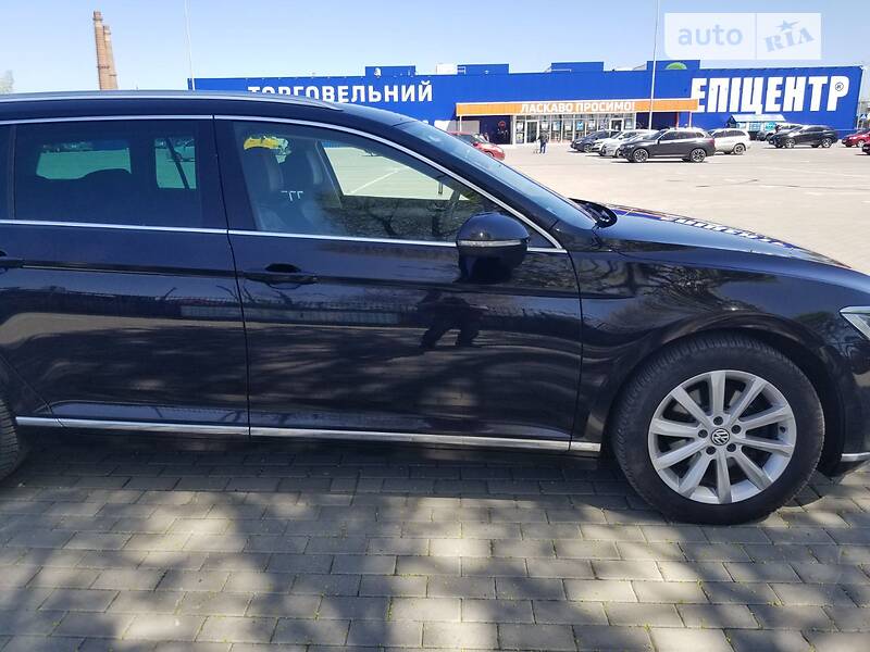 Універсал Volkswagen Passat 2015 в Тернополі