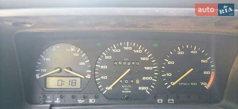 Седан Volkswagen Passat 1991 в Києві