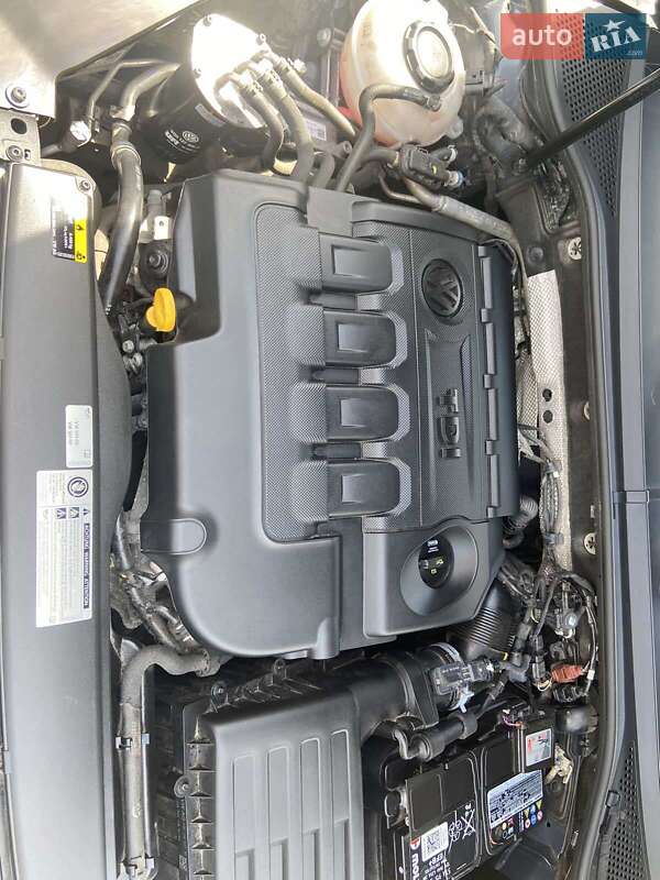 Універсал Volkswagen Passat 2017 в Кривому Розі