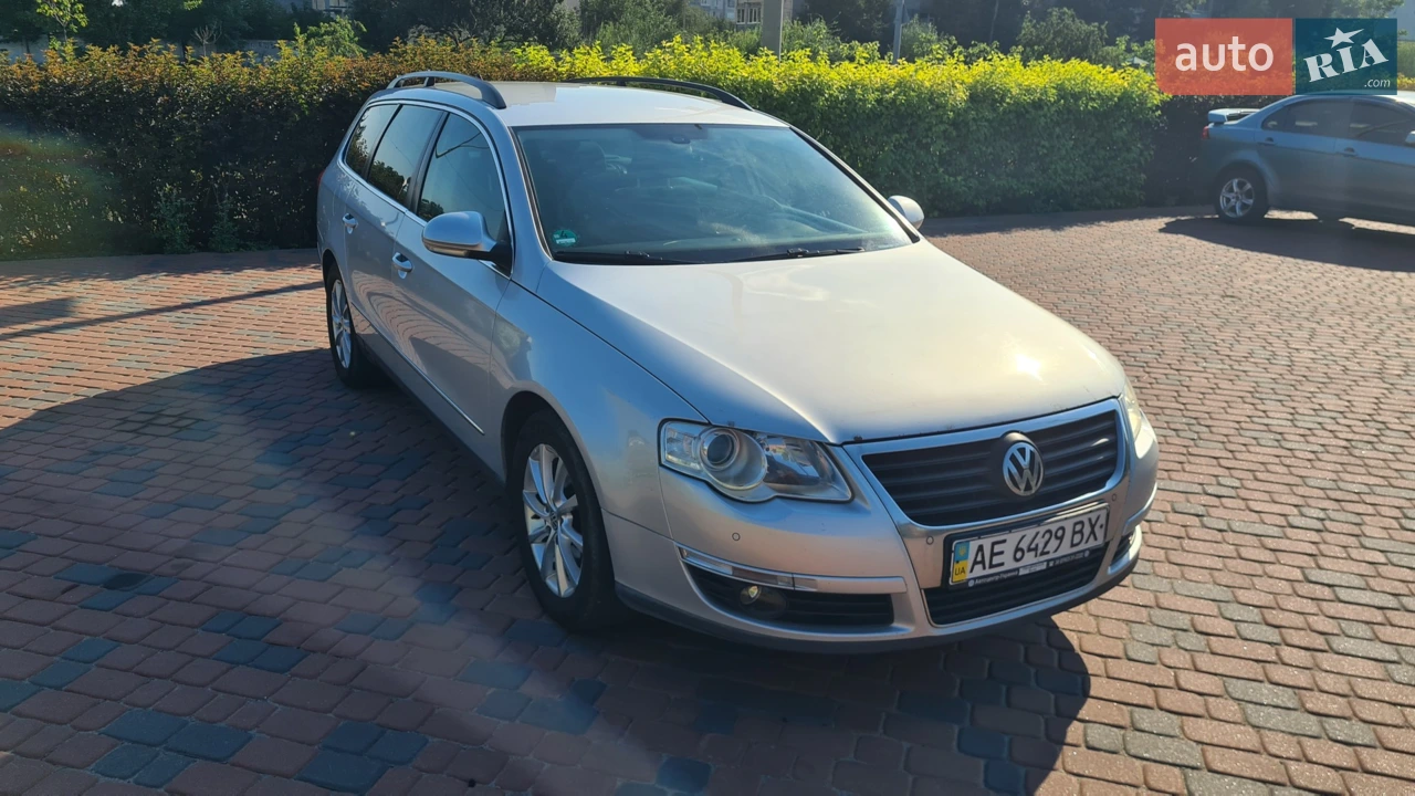 2010 Volkswagen Passat - мініатюра 19