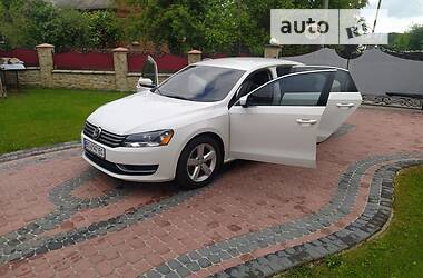 Седан Volkswagen Passat 2012 в Тернополе