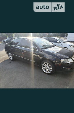 Седан Volkswagen Passat 2008 в Киеве