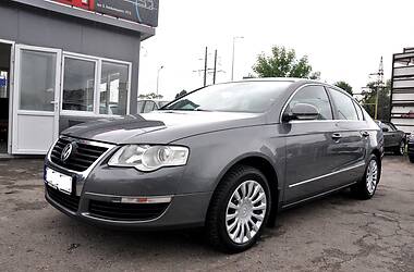 Седан Volkswagen Passat 2006 в Львові