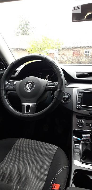 Універсал Volkswagen Passat 2014 в Вінниці