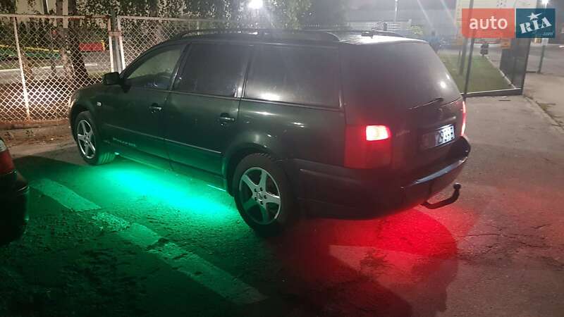 Универсал Volkswagen Passat 1998 в Подольске
