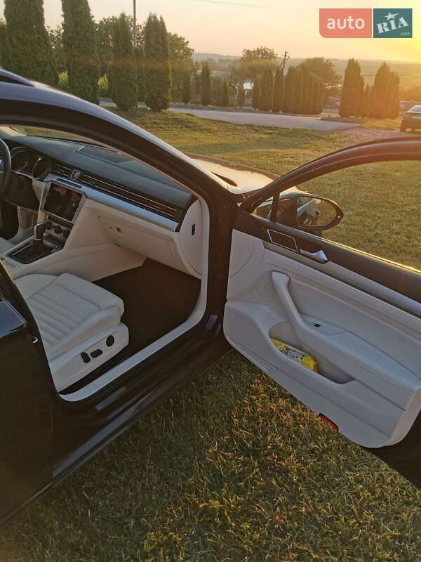 Универсал Volkswagen Passat 2018 в Черновцах