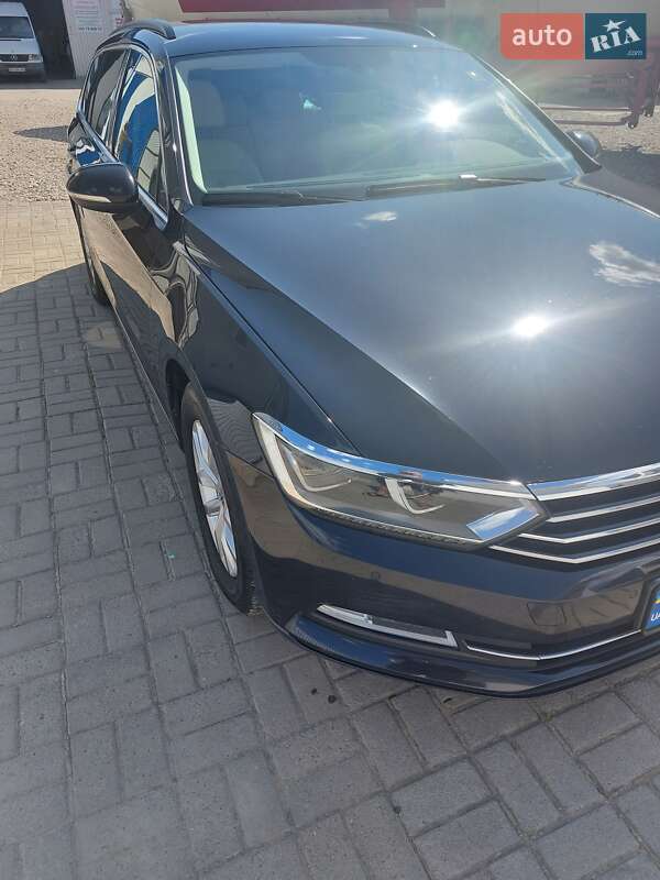 Универсал Volkswagen Passat 2018 в Черновцах