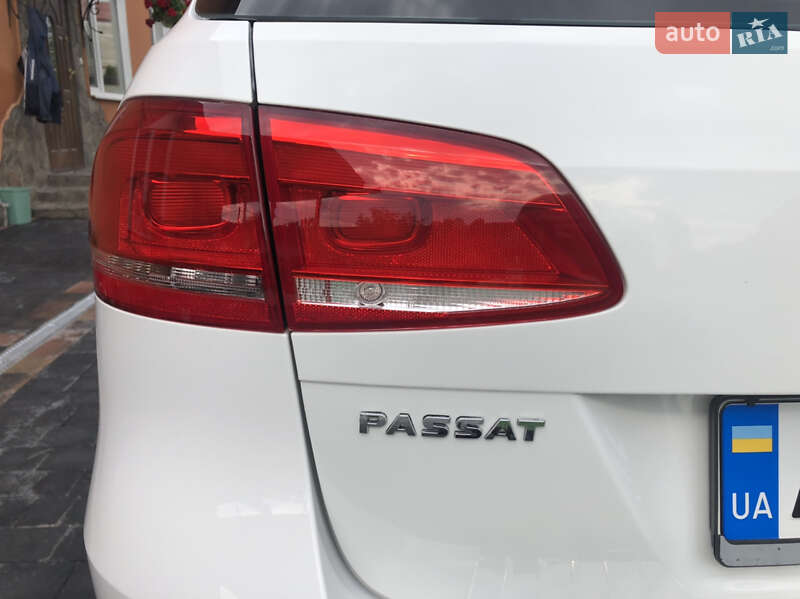 Універсал Volkswagen Passat 2013 в Коломиї