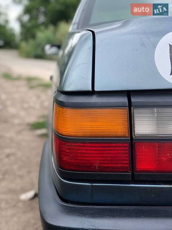 Седан Volkswagen Passat 1989 в Белой Церкви