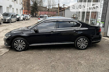 Седан Volkswagen Passat 2018 в Виннице