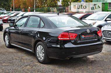 Седан Volkswagen Passat 2014 в Одессе