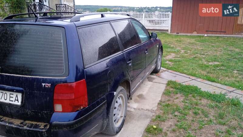 Универсал Volkswagen Passat 2000 в Глыбокой