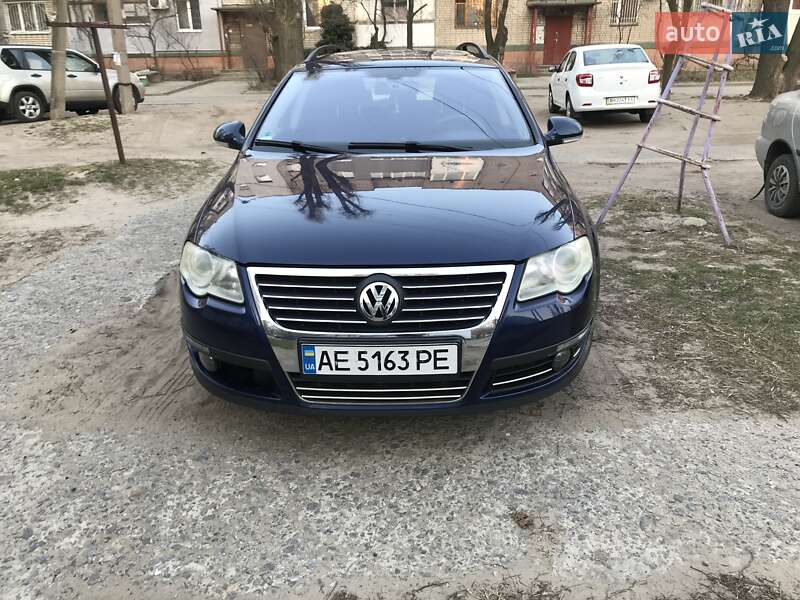Универсал Volkswagen Passat 2005 в Днепре