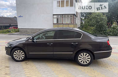 Седан Volkswagen Passat 2007 в Звягеле