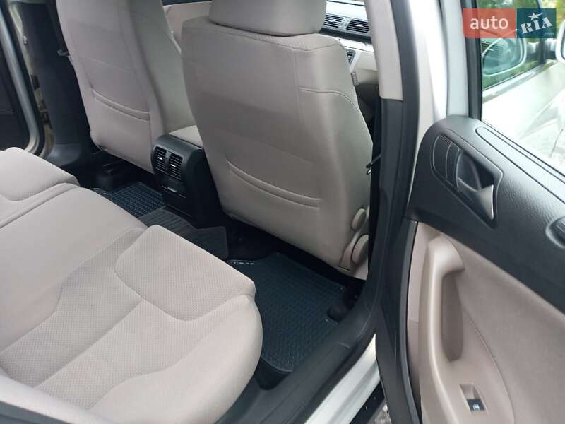Универсал Volkswagen Passat 2008 в Ивано-Франковске
