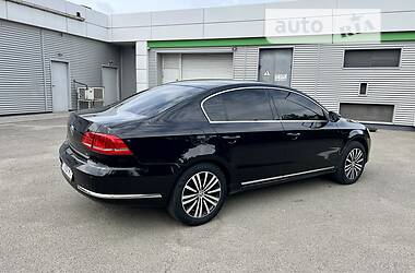 Седан Volkswagen Passat 2011 в 