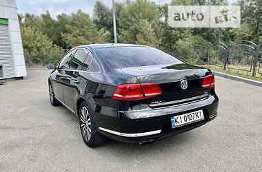Седан Volkswagen Passat 2011 в 