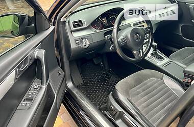 Седан Volkswagen Passat 2011 в 