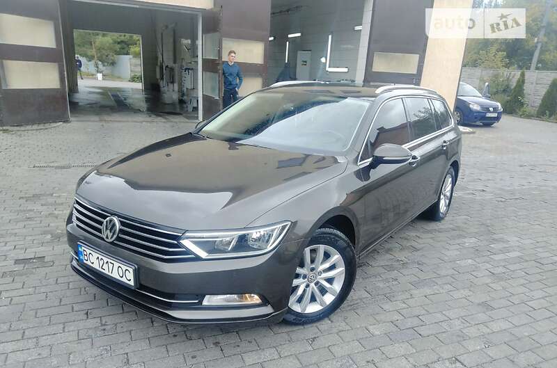Універсал Volkswagen Passat 2016 в Львові