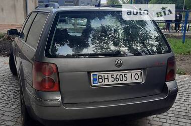 Универсал Volkswagen Passat 2002 в Одессе