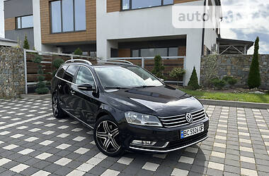 Универсал Volkswagen Passat 2010 в Стрые