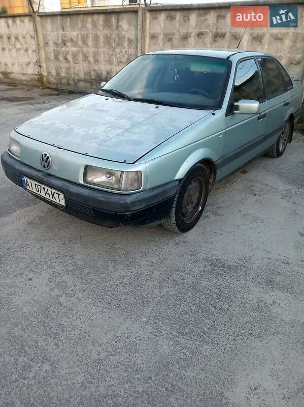 Седан Volkswagen Passat 1991 в Фастові