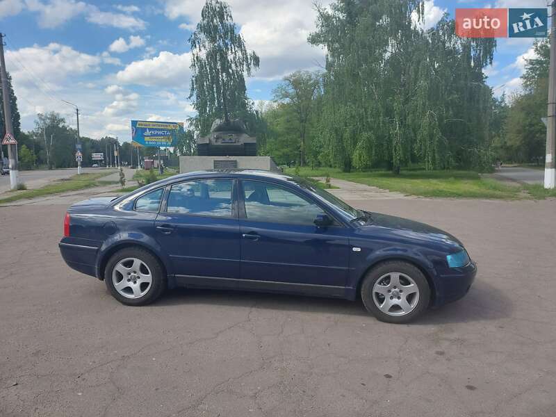 Седан Volkswagen Passat 1998 в Прилуках