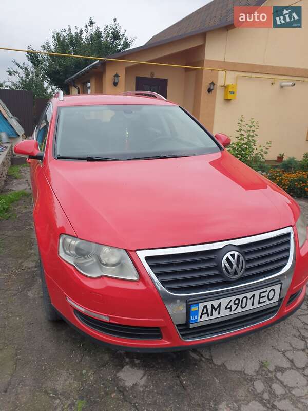Универсал Volkswagen Passat 2010 в Житомире