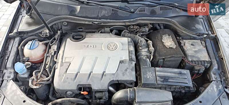 Універсал Volkswagen Passat 2009 в Львові