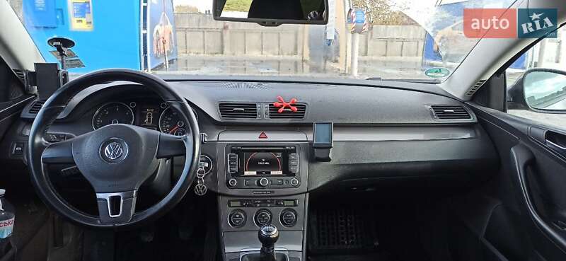 Універсал Volkswagen Passat 2009 в Львові