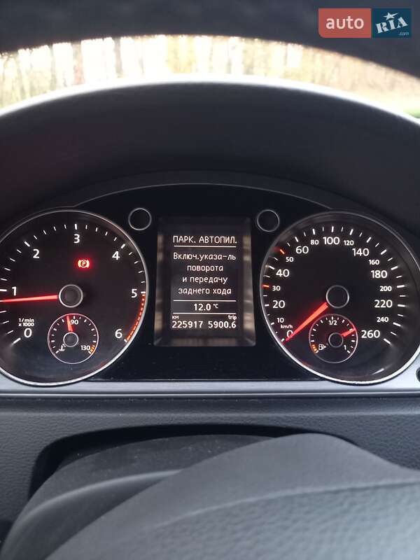Универсал Volkswagen Passat 2012 в Кропивницком