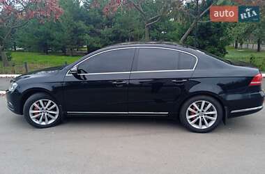 Седан Volkswagen Passat 2012 в 