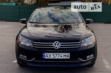 Седан Volkswagen Passat 2012 в Харькове