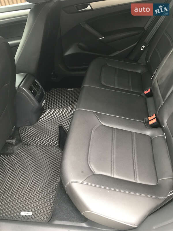 Седан Volkswagen Passat 2020 в Хмельницком